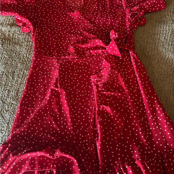 Red poka dot wrap dress - Picture 3 of 3